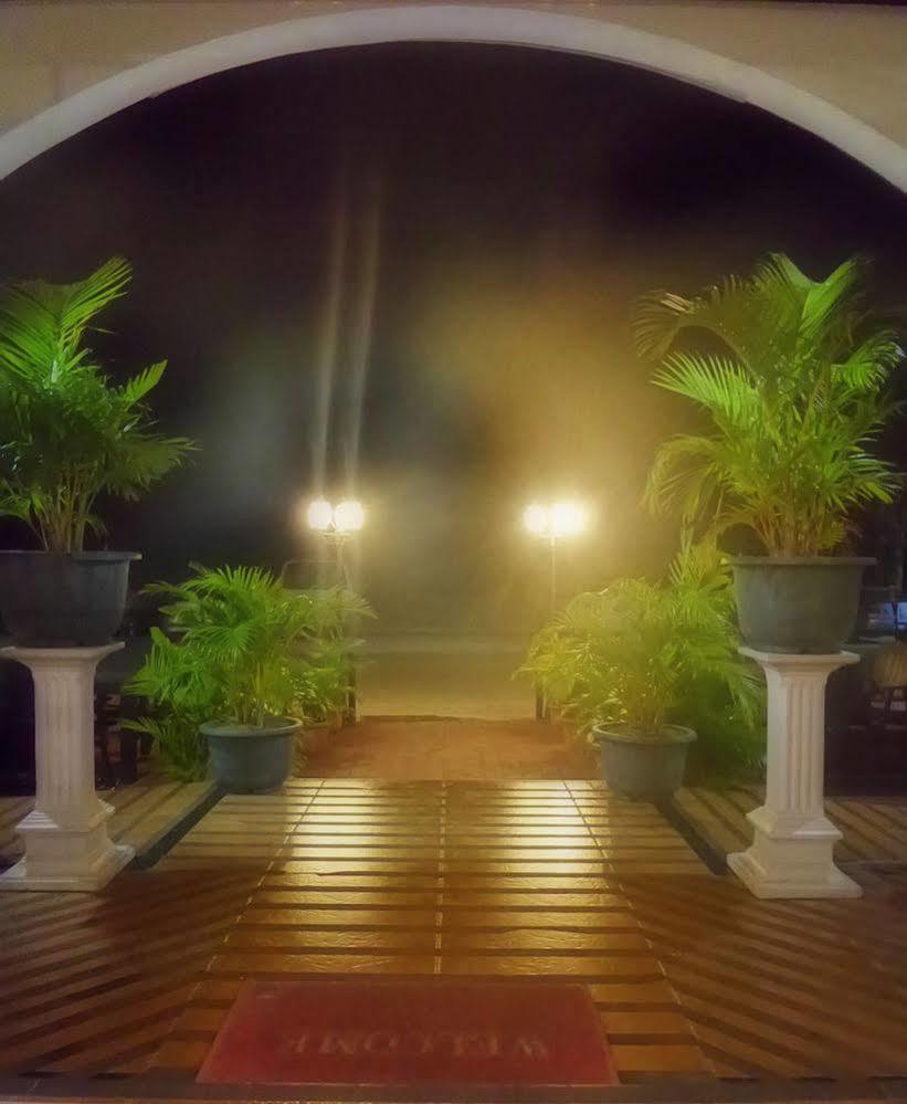 Little Italy Hotel Nuku'alofa Exterior foto